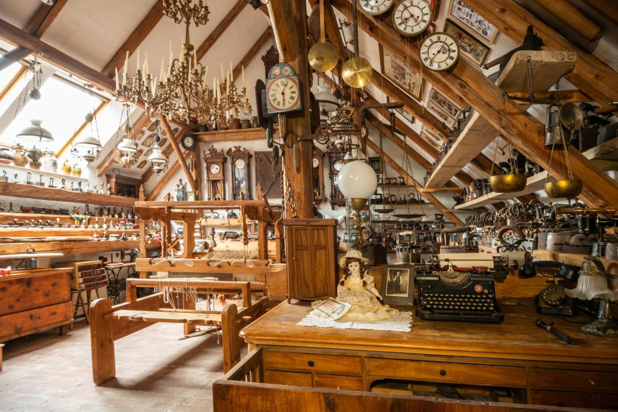 Zemianska Kuria Vachtar Otel Kralova Lehota Dış mekan fotoğraf
