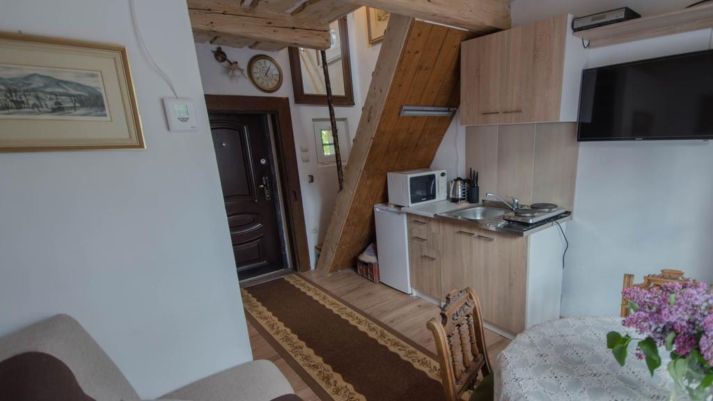 Zemianska Kuria Vachtar Otel Kralova Lehota Dış mekan fotoğraf